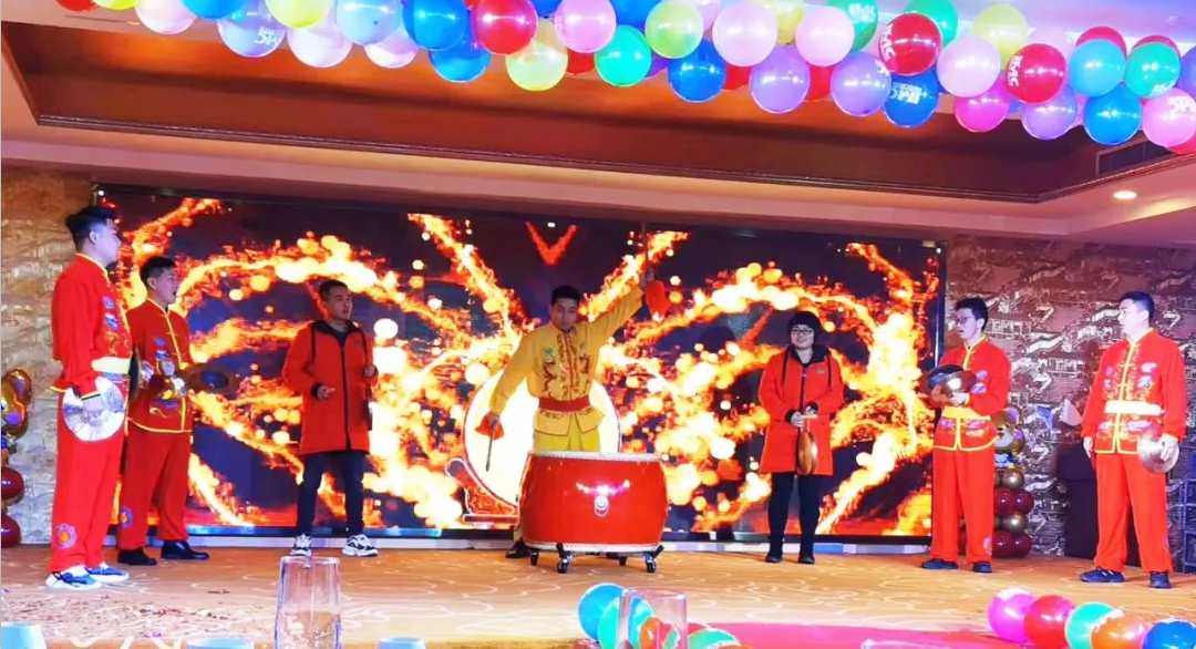 持续奋斗 不负韶华suncitygroup太阳新城2019年度表彰典礼暨(图1)