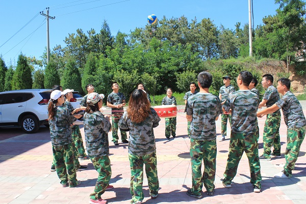 suncitygroup太阳新城2019年“泰山之巅”第一期户外拓展活动(图10)