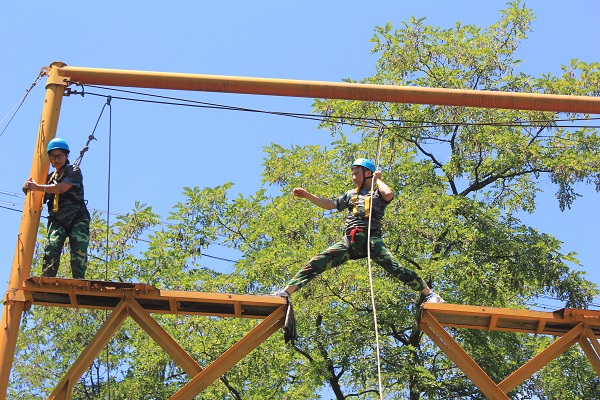 suncitygroup太阳新城2019年“泰山之巅”第一期户外拓展活动(图9)