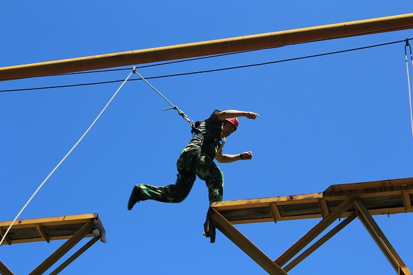 suncitygroup太阳新城2019年“泰山之巅”第一期户外拓展活动(图8)