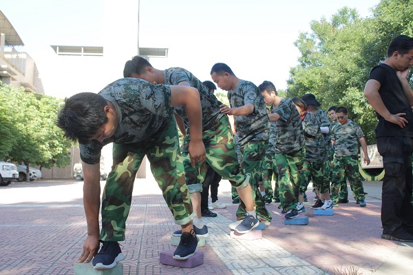 suncitygroup太阳新城2019年“泰山之巅”第一期户外拓展活动(图14)