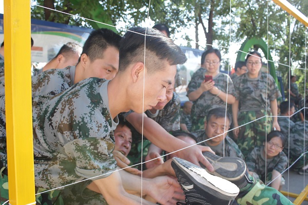 suncitygroup太阳新城2019年“泰山之巅”第一期户外拓展活动(图22)