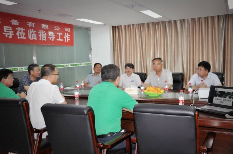 欢迎经开管委会莅临我公司指导工作(图2)