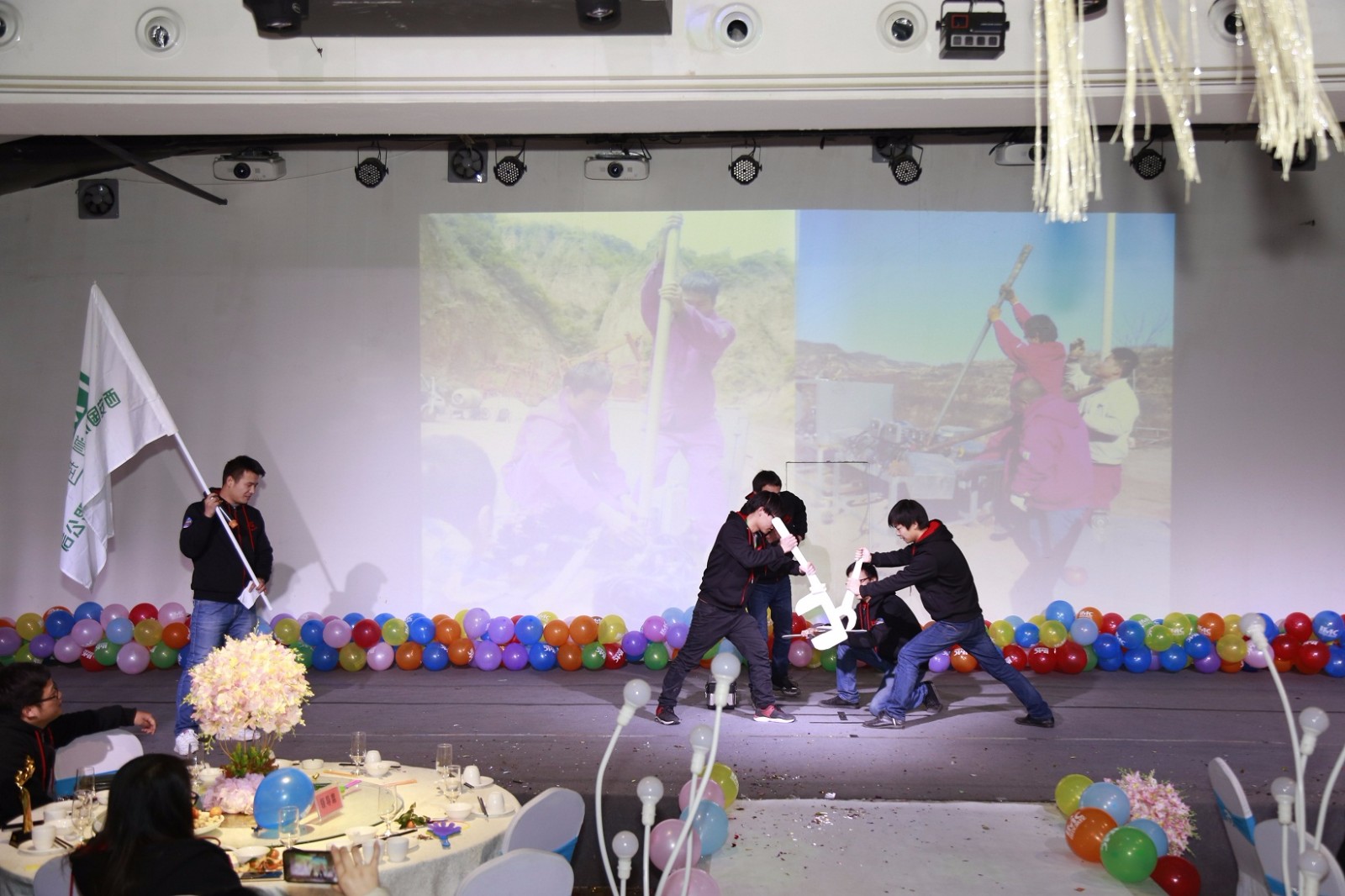 祝贺我司2018“聚众力 赢未来”周年庆典圆满结束(图7)